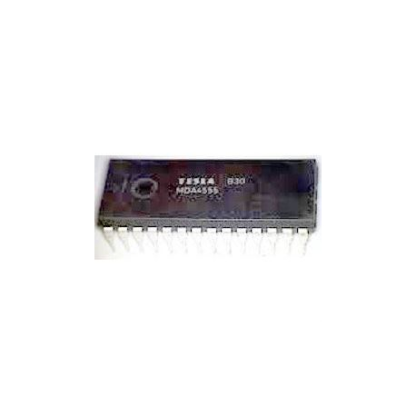 MDA4555 - procesor PAL/SECAM/NTSC, DIP28 E672B